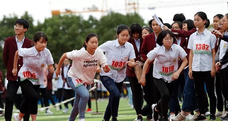 彩云飞舞（2019年学校运动会）