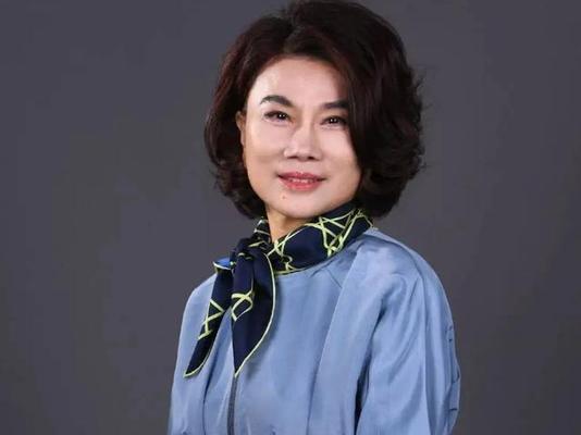 努力向上：一个人的成长故事