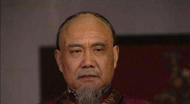 以血染的父爱（他的眼神、他的坚持）