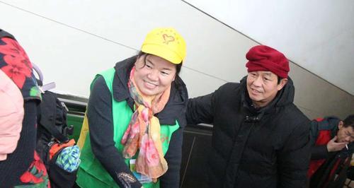 爱在生活中绽放（一份纯粹的爱情，照亮生命的每一个角落）