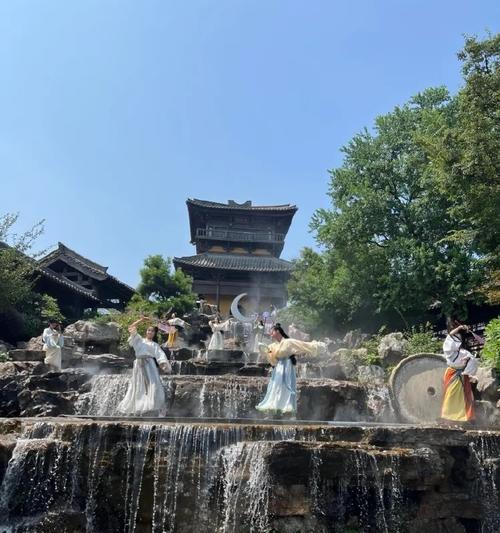 琴心剑魄（一个少女的成长之路）