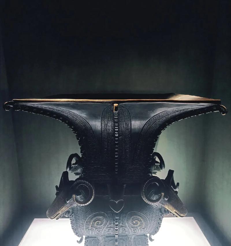 镜子里的自己（探寻内心、成长进步）