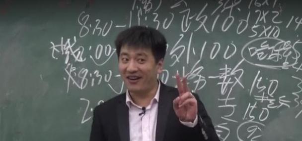 向前拼搏，踏上成功之路（青春不为懒惰所累，梦想因努力而成）