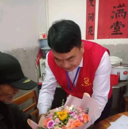 一段温馨的爱情故事（一段温馨的爱情故事）