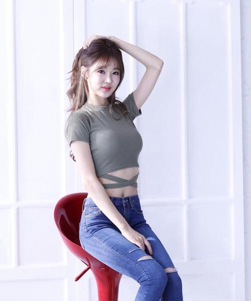 舞动青春，点亮梦想（一个少女的成长之路）
