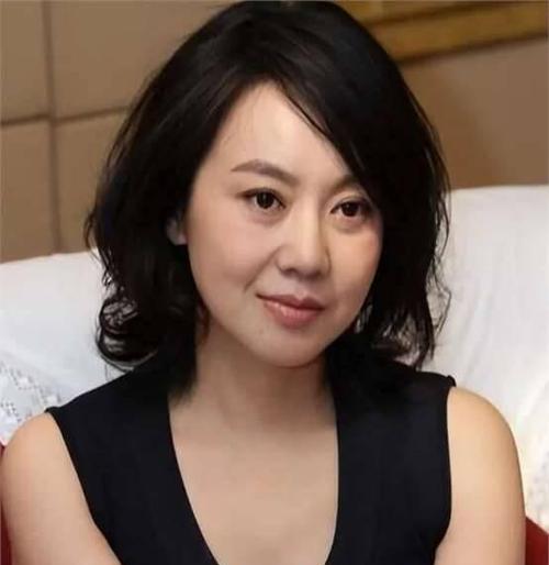 与她牵手伴我成长（初恋女友的陪伴）