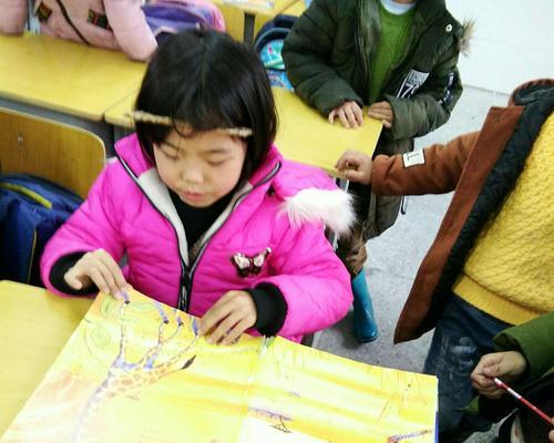 知识的摇篮——书（一个小学生的读书成长经历）