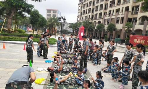 母亲的陪伴，我永远感恩（一个母亲为了孩子，无怨无悔的付出）