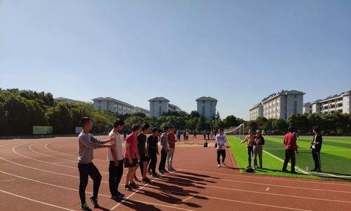 青春美好，生活精彩（以坚持为信仰，以梦想为驱动）