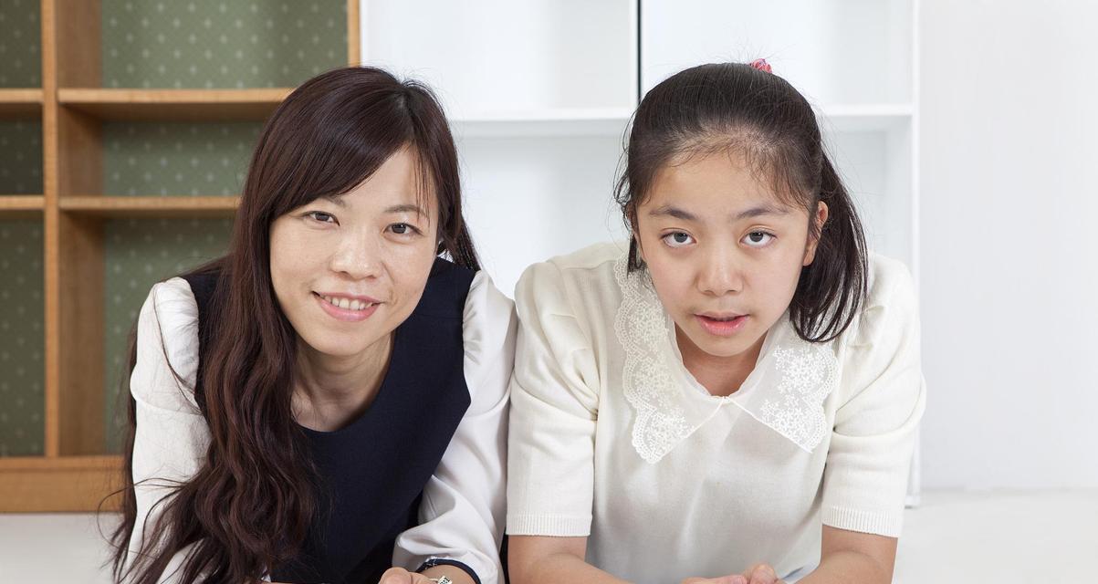面对恐惧，勇敢向前；逆境中崛起，更好的自己。（面对恐惧，勇敢向前；逆境中崛起，更好的自己。）