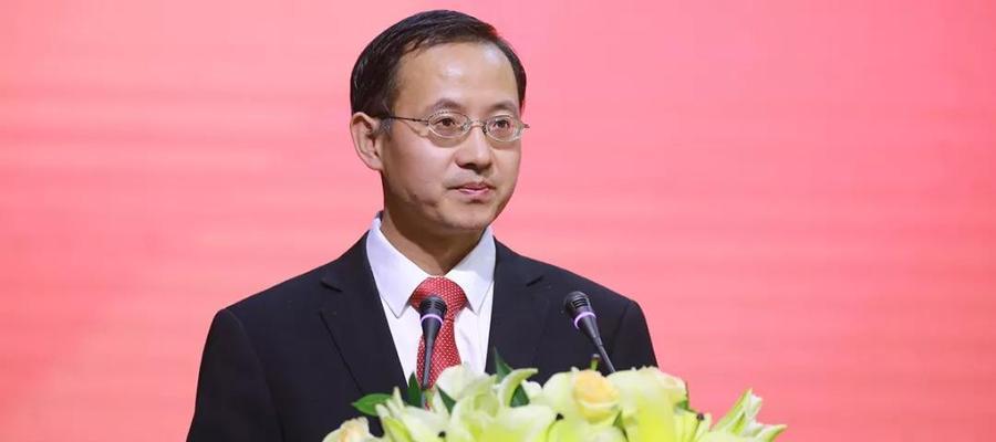 梦想，点燃希冀的火焰（一个男孩的坚持与努力）