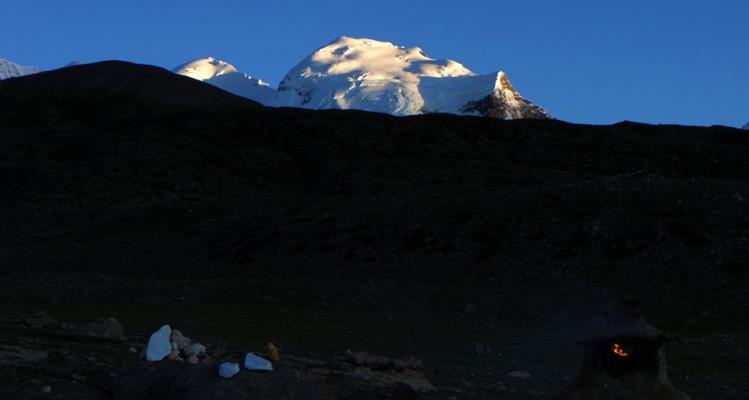 秀美山川之旅：一场细腻描摹的人生之旅