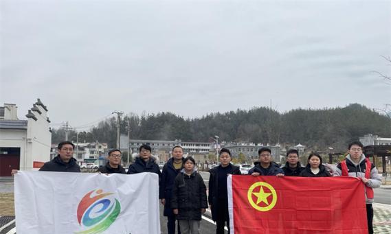 坚持不懈的陪伴（坚持不懈的陪伴）
