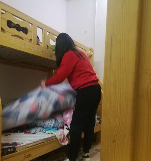 一名工人的劳动生涯和成长故事（一名工人的劳动生涯和成长故事）
