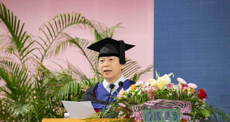 寻找新的出路（怀着赤子之心，拥抱时代）