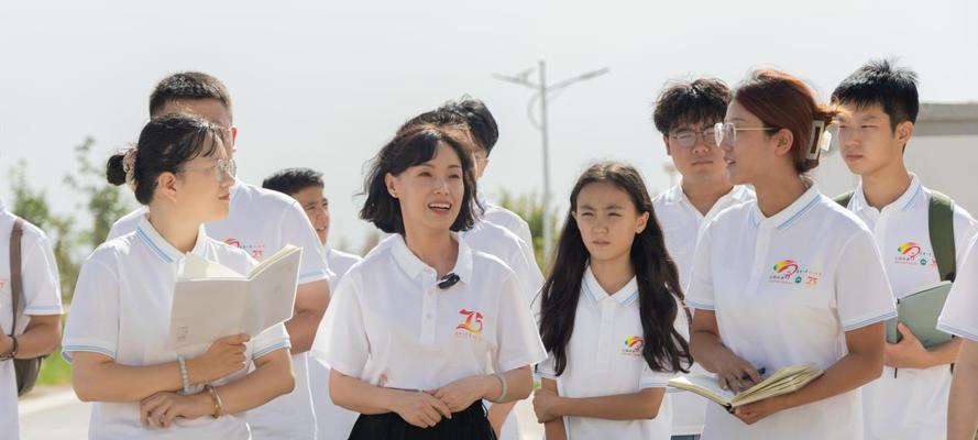 发现自我，展示自我（发现自我，展示自我）