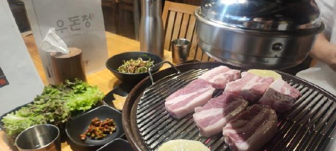 一场美食与情感的盛宴（一场美食与情感的盛宴）