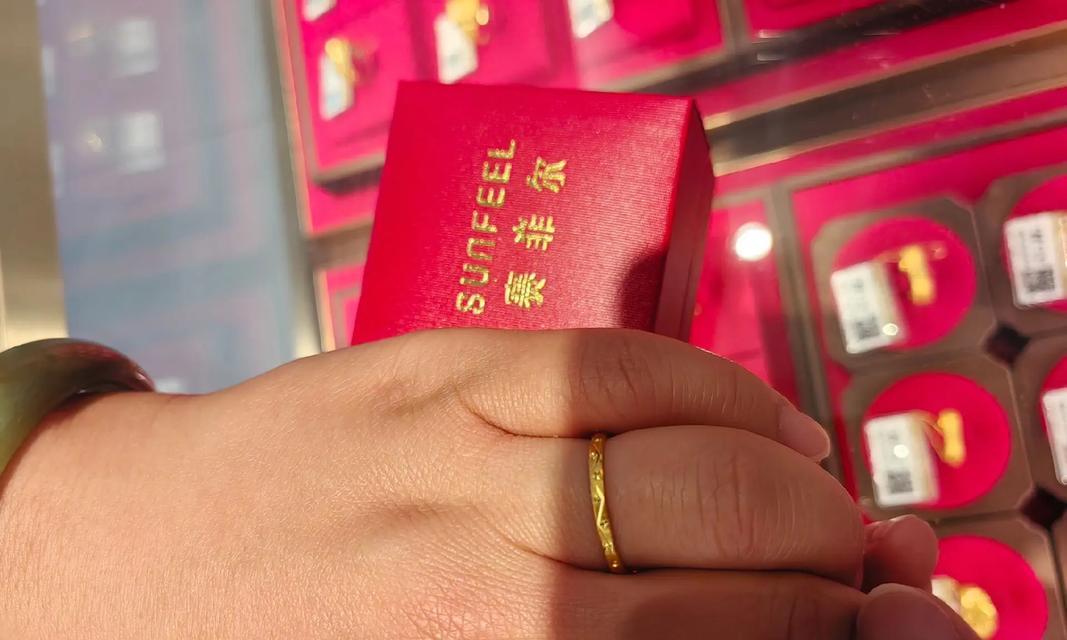 坚持不懈，追逐梦想的路上（一个年轻人的成长故事）