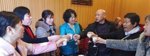 永不褪色的记忆——一个关于爱与希望的故事
